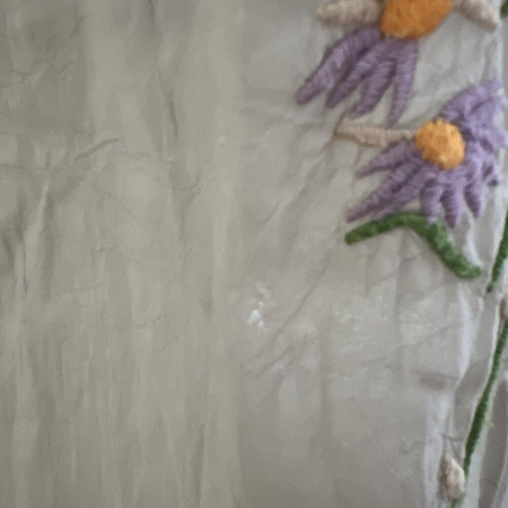 Johnny Was Taupe Top V Neck Extensive Floral Embroidery Large SEE LISTING - Picture 6 of 16